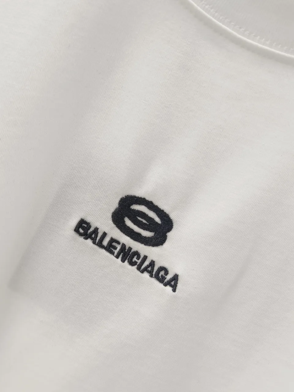 P80🌈🌈 Balenciaga/ New Arrival Classiclogo -【 32 】 - 320G 🔥 Logo ， - ：Black White - Size：S M L XL XXL - Same Style